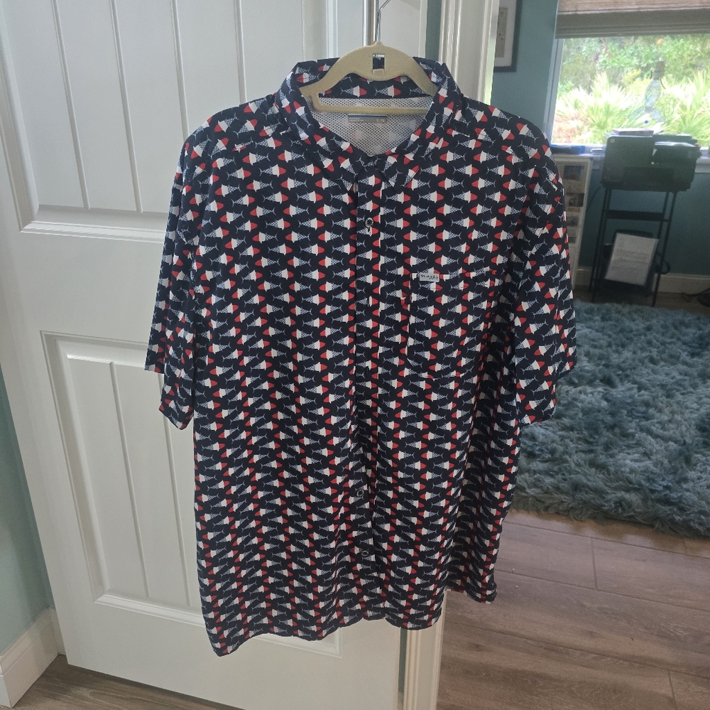Men's Columbia Shirt,  XL